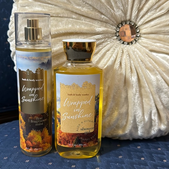 Bath & Body Works Other - BATH & BODY WORKS SET. . . WRAPPED IN SUNSHINE SCENT
